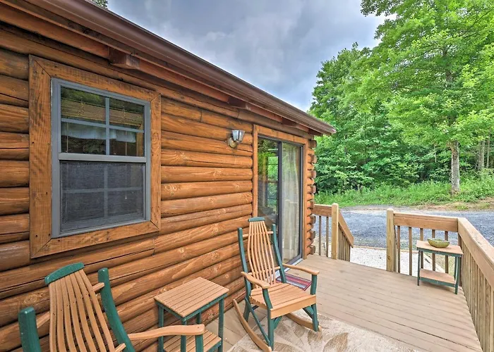 Quaint Log Cabin W/ Views Near West Jefferson