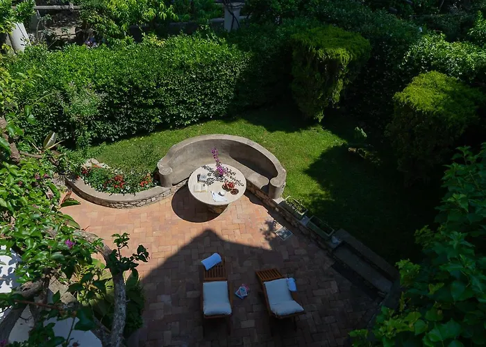 Villa Castello Apartments