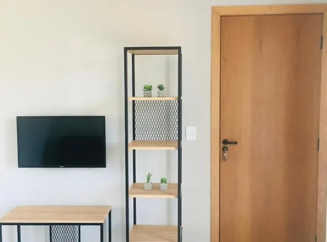 One 360 - Design Industrial - Ap para casais e família - 2 quartos com ar
