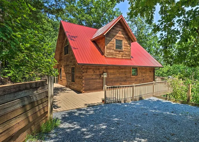 Game Room! Lakefront Family Cabin In Landrum