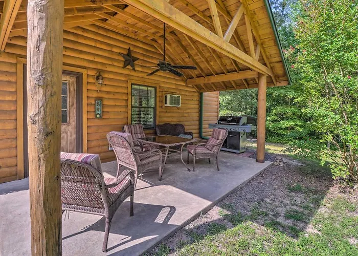 Heavenly Heber Springs Hideaway: Fish & Hike!