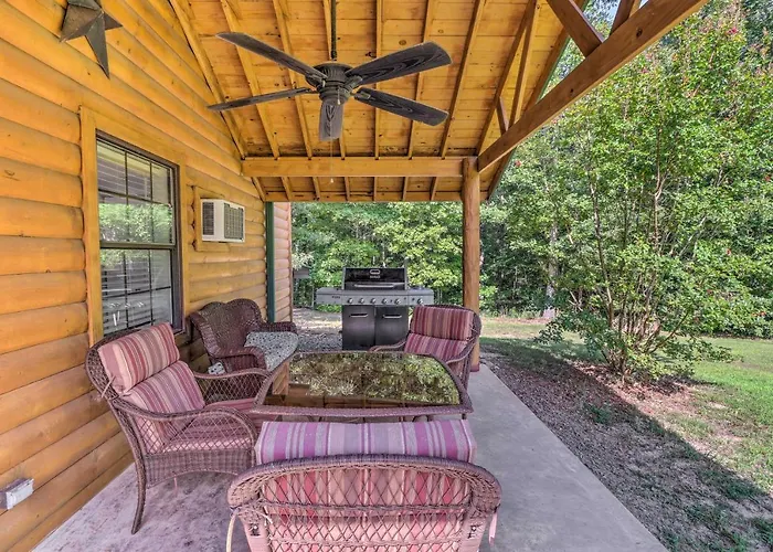 Heavenly Heber Springs Hideaway: Fish & Hike!