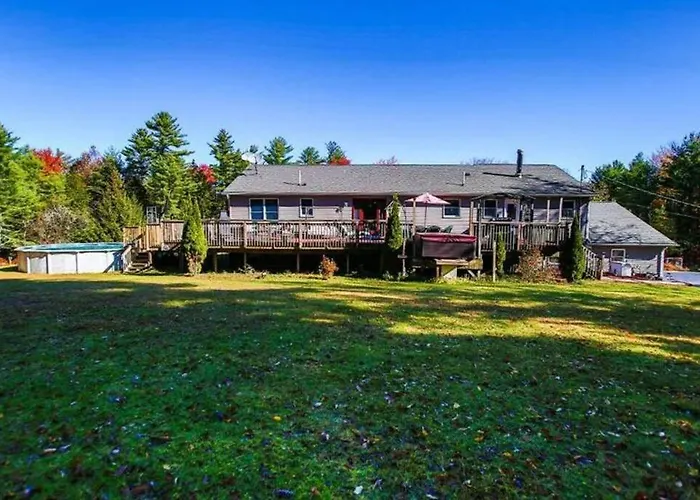 Southwoods Mountain Estate -Private Mansion, Pool, Hottub+ 15 Acres