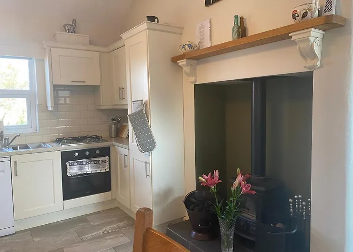 Hillview Cottage