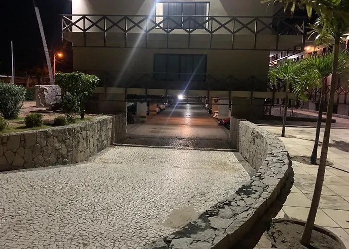 Condomínio com vista para o Mar e Piscina no CUMBUCO- AP 106