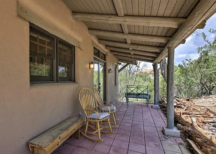 Hike & Relax: Prescott Studio W/ Thumb Butte Views