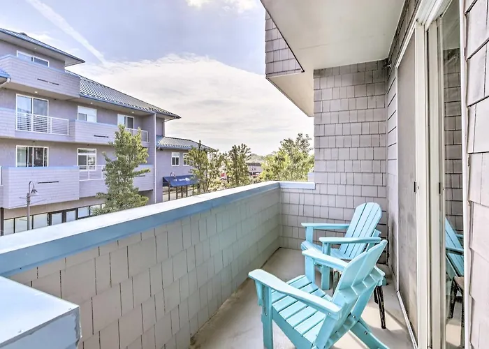 Grand Haven Condo W/ Patio < 1 Mi To Downtown