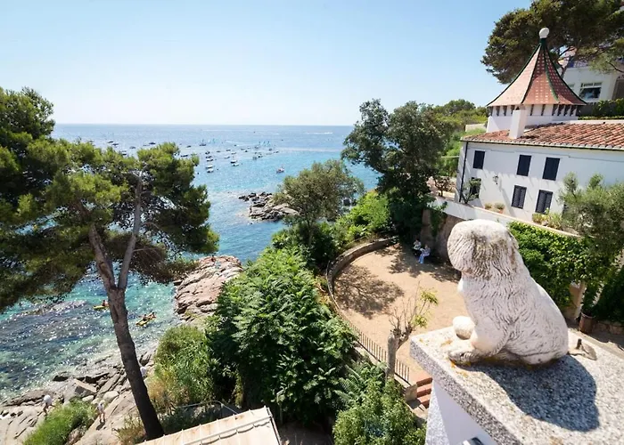 Precioso Apartamento En Primera Linea De Mar En Calella De Palafrugell