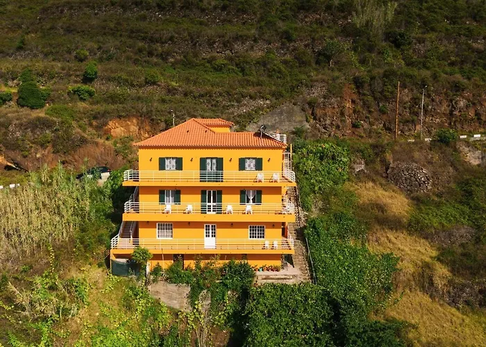 Sunset House Solo Traveller