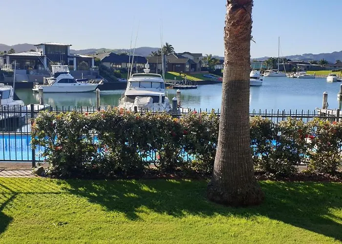 Waterways Renaissance "A Touch Of Class"