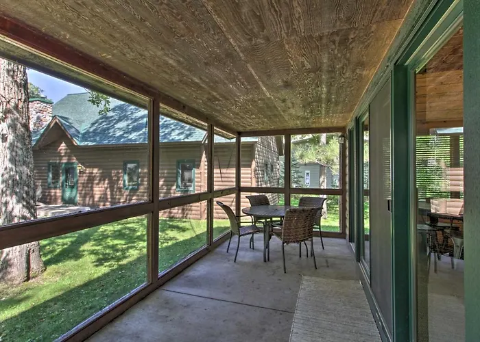 Alluring Nisswa Cabin On Gull Lake W/ Fireplace!
