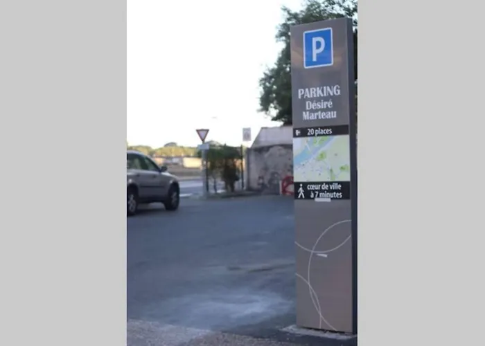 Le 17 Entre Gare Et Chateau
