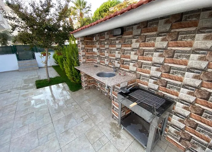 The Family Villa