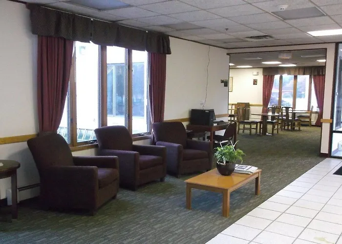 Knights Inn Liberty