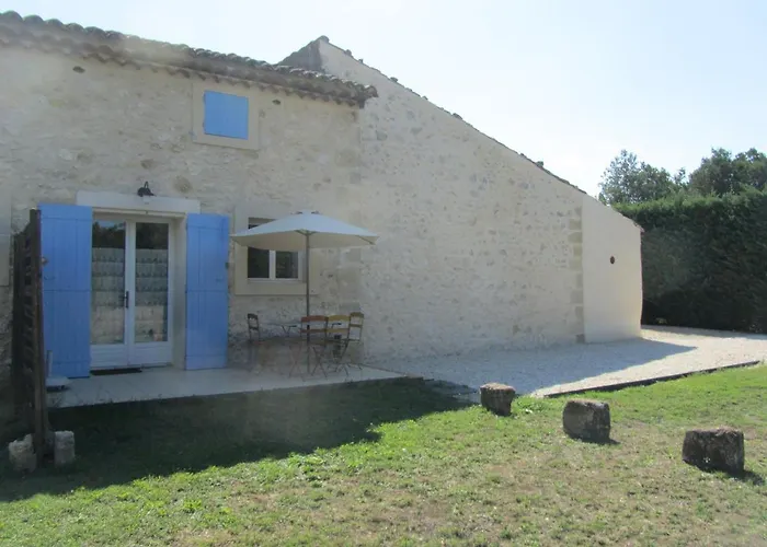 Maison Provencal Avec Piscine