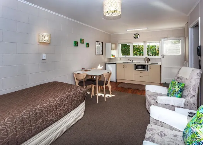 Brookby Motel