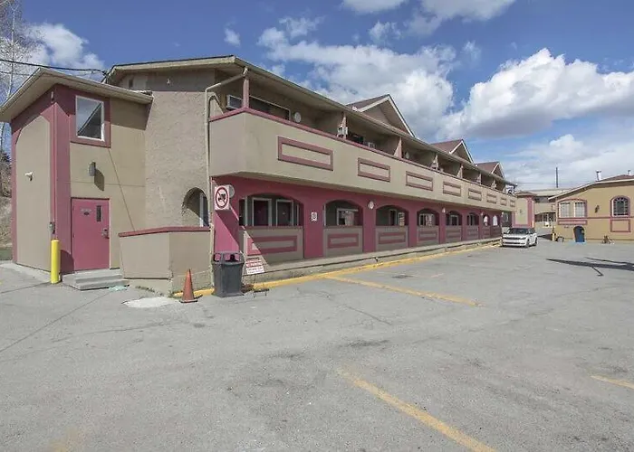 Canadas Best Value Inn Chinook Station