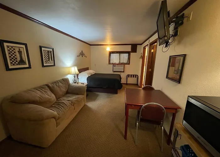 Highland Court Motel