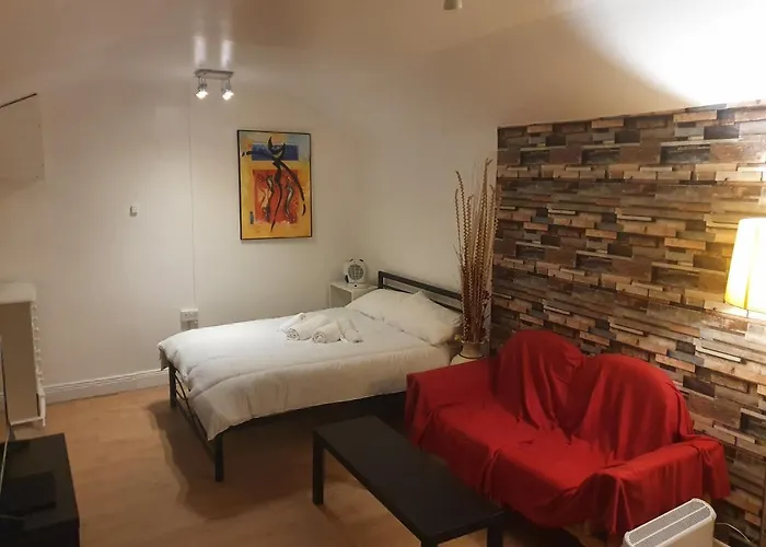 17A Db Airbnb