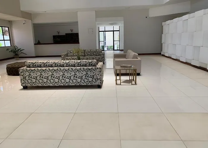 Apartamento confortável, região do Iguatemi