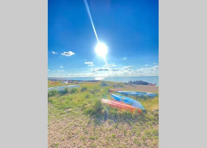 The Yellow Door Whitstable - Peaceful Retreat Close To Beach