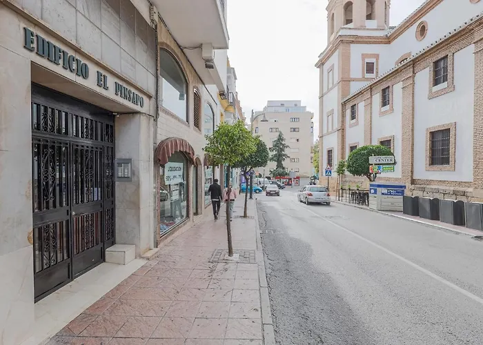 Centro De Ronda Parking Privado A 300 M Del Puente Nuevo Andando