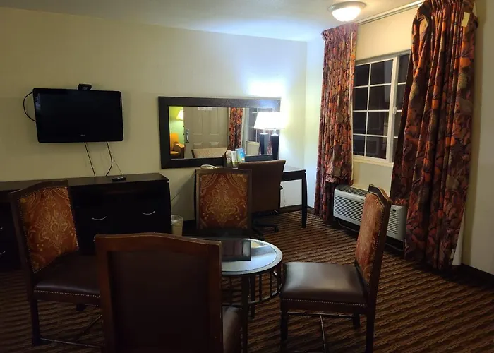 Budget Host Inn
