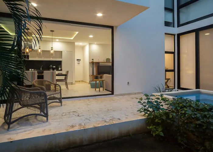 Lovely 1 Bedroom Condo With Plunge Pool In Bahia Principe Golf Resort