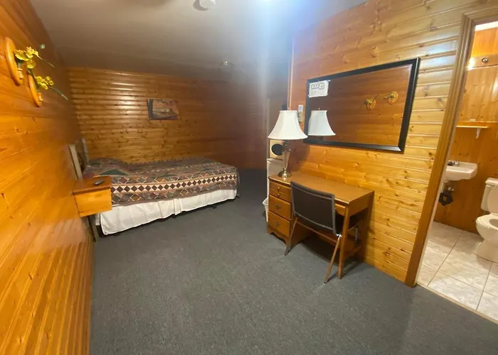 Hillcrest Motel