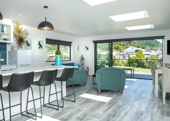 Boathouse Apartments