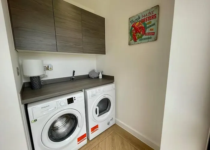 4 The Salt Yard, Whitstable - Free Parking, Centre Of Town, 2 Min Walk To Beach