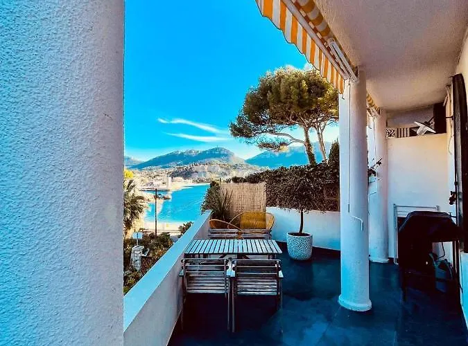 Au Bord De L'Eau Studio Climatise Avec Terrasse Et Vue Mer A 40M De La Plage