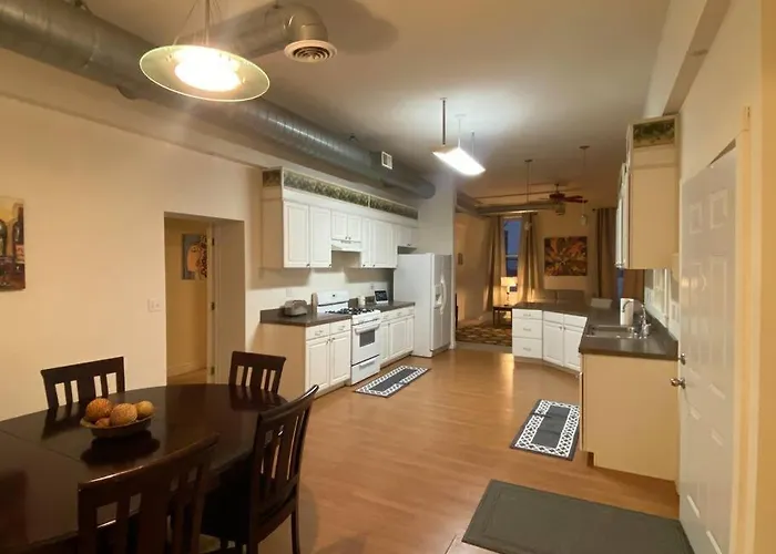 Chic Historic Loft Apartment In Downtown Kittanning