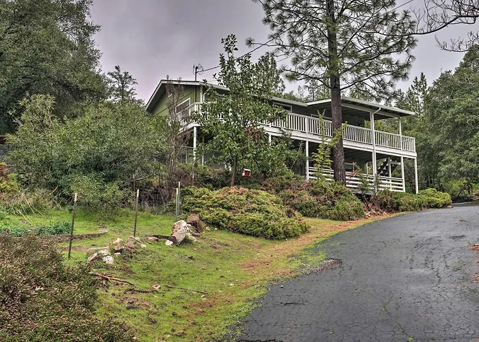 Forest-View Deck + Fire Pits: Pine Grove Retreat!
