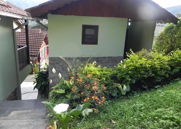 Pousada Solar das Flores Maringá RJ Visconde de Mauá