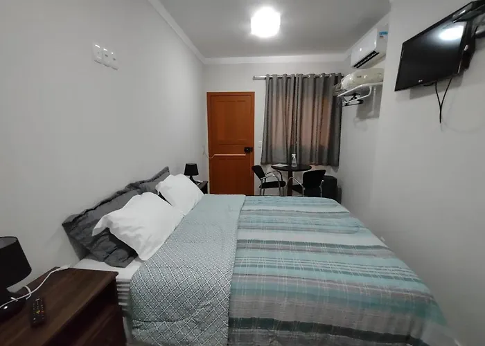 Ipe Suites