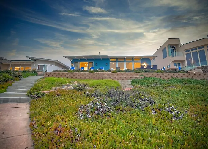 Oceanfront Villa With Private Beach Access, Remodeled Kitchen
