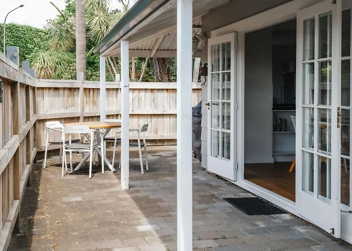 Te Puna Cottage Gardens B&B