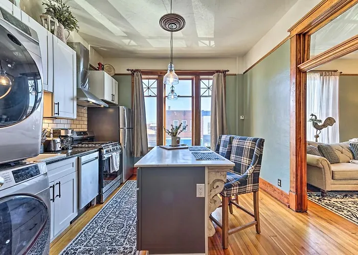 Walk To Shops & Restaurants: Dtwn Laramie Condo!