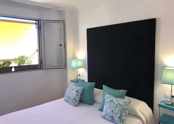 Denia Deluxe Beach & City
