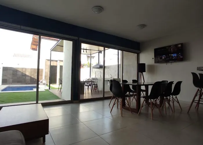 New House With Private Pool