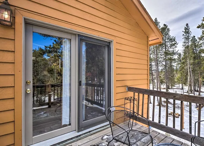 22Str-00047 Fairplay Cabin W/ Deck On 3 Acres!