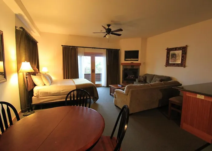 Lodge At Sandpoint