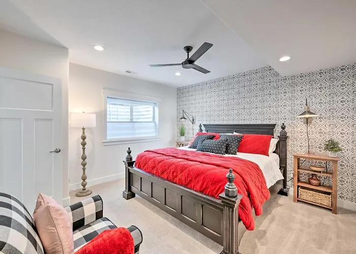 Vibrant Chic Home ~ 20 Mi To Salt Lake City!