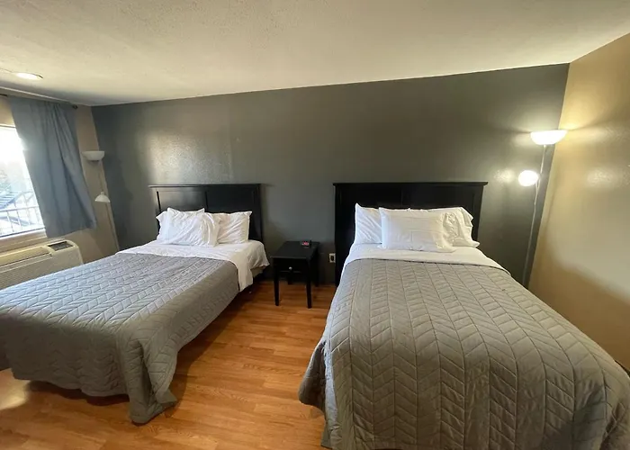 Best Budget Inn