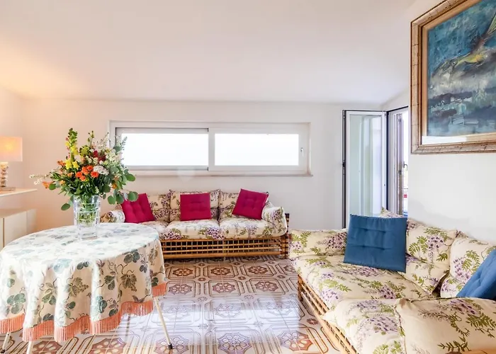Splendida Villa Con Vista Sull'Isola Di Cirella