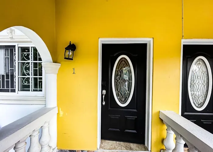 Red Hassell Manor