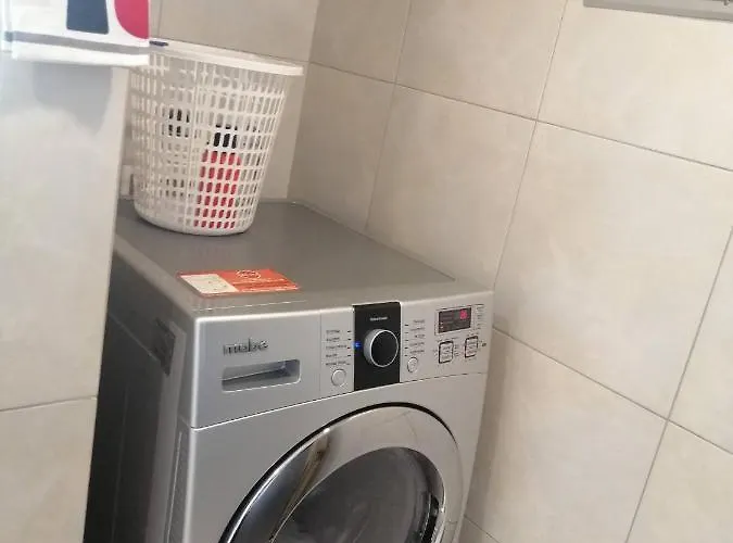 Suite Amoblada En El Sector Del Quito Moderno