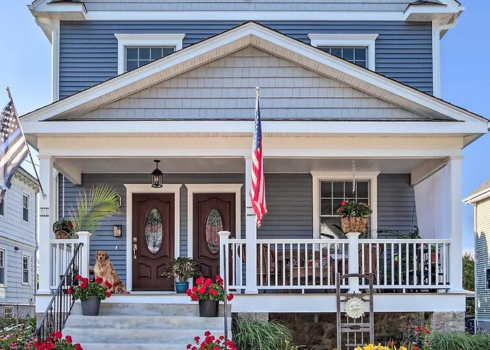 New London Hideaway Near Beaches & Local Spots!