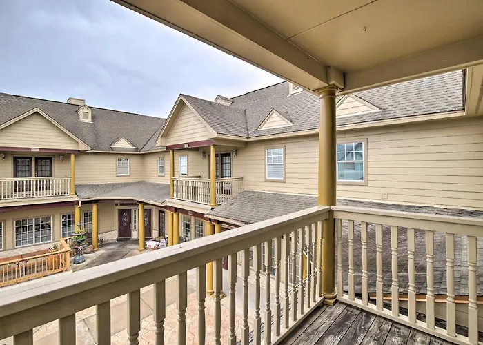 Apt W/ Balconies - Steps To Kemah Boardwalk!